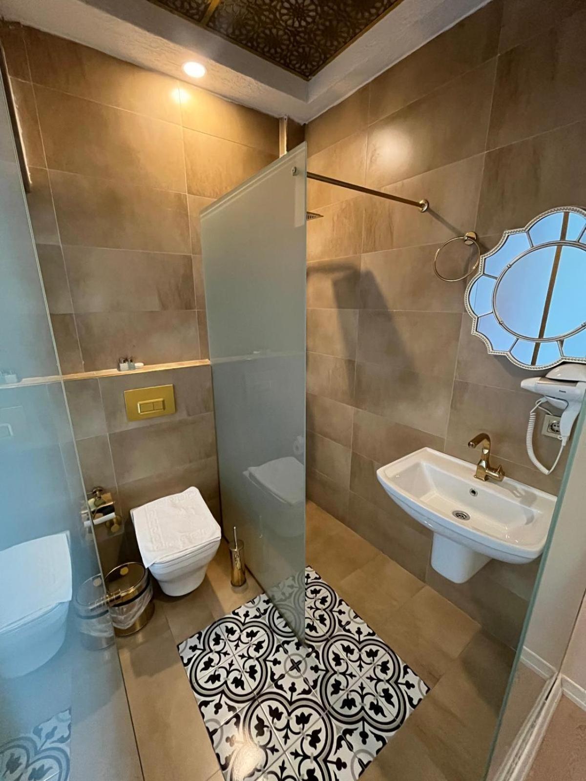 Boss To Taksim Hotel Истанбул Екстериор снимка